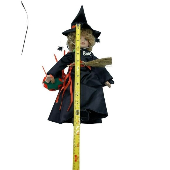 Porcelain Halloween Witch Boo Doll W/Broom Jackolantern Pumpkin Black Spider Hat - Picture 6 of 7